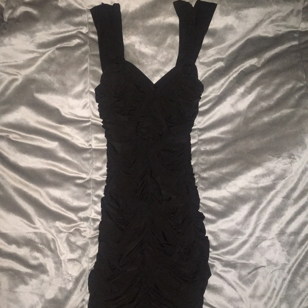 BEBE little black dress ✨